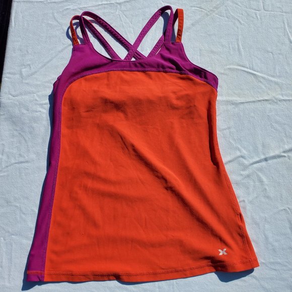 Xersion and C9 by Champion built in bra athletic tanks size medium - Picture 2 of 12
